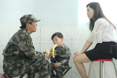 王寶強(qiáng)女兒的成長(zhǎng)、教育與公眾關(guān)注最新消息