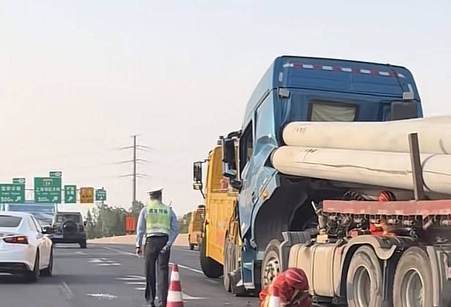江蘇高速車禍最新消息及應(yīng)對(duì)求助步驟指南