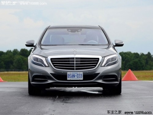 奔馳S級(jí)最新報(bào)價(jià)，豪華與科技的完美融合