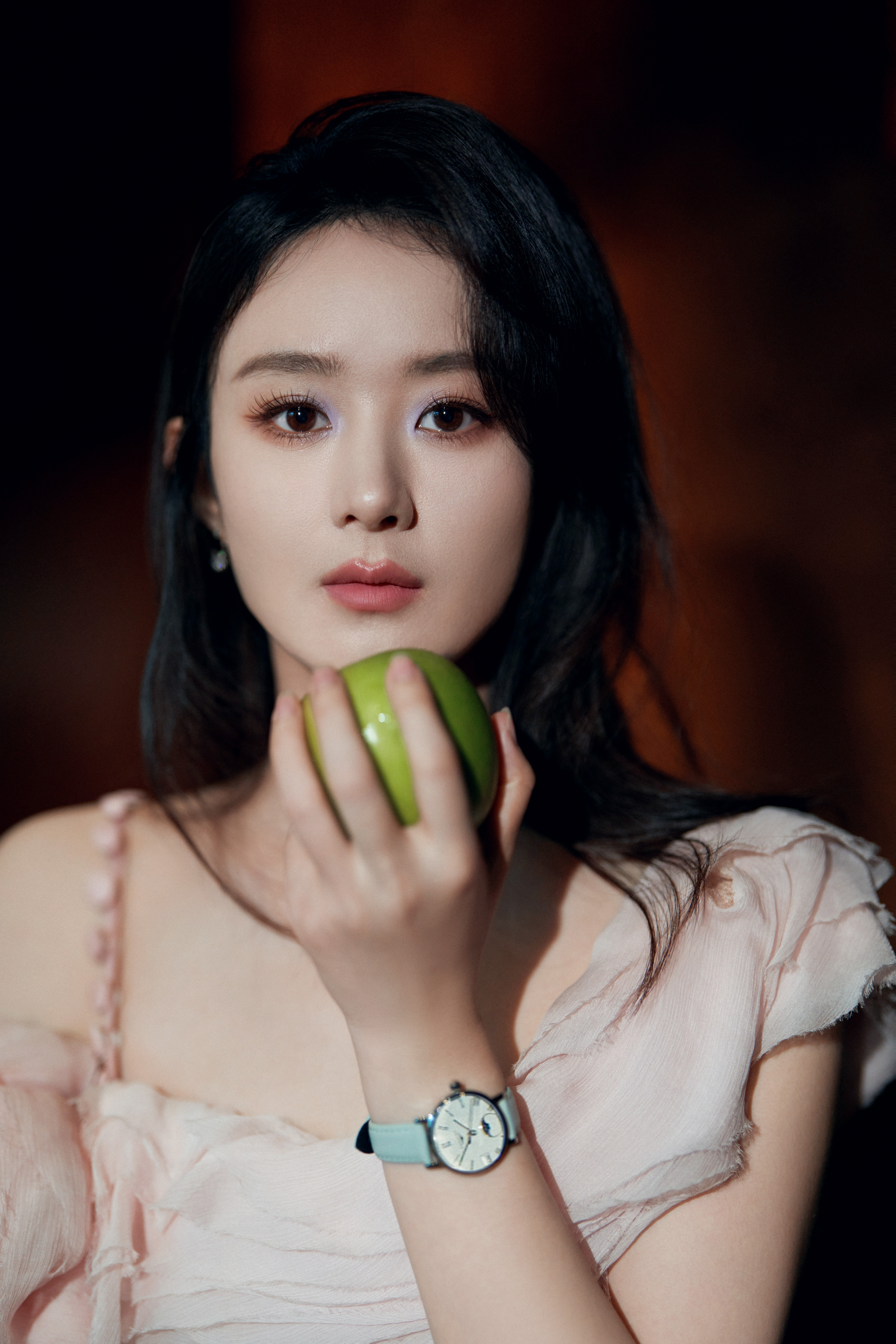 趙麗穎，影視界的耀眼明星