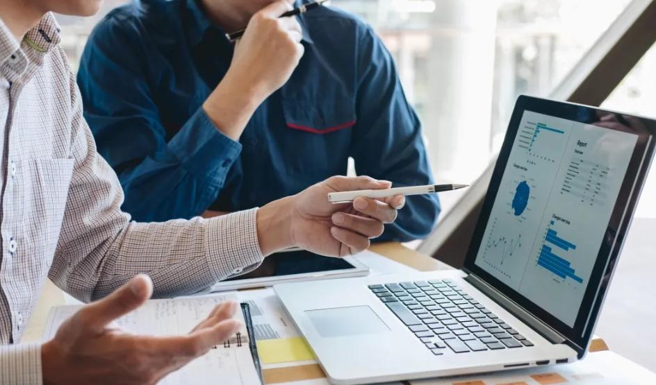 公司法最新版，科技驅(qū)動(dòng)企業(yè)變革，引領(lǐng)生活新篇章