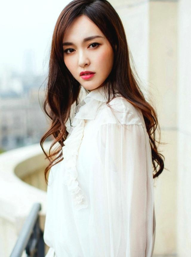 唐嫣最新發(fā)型，自然美景與心靈之旅的交融風(fēng)采