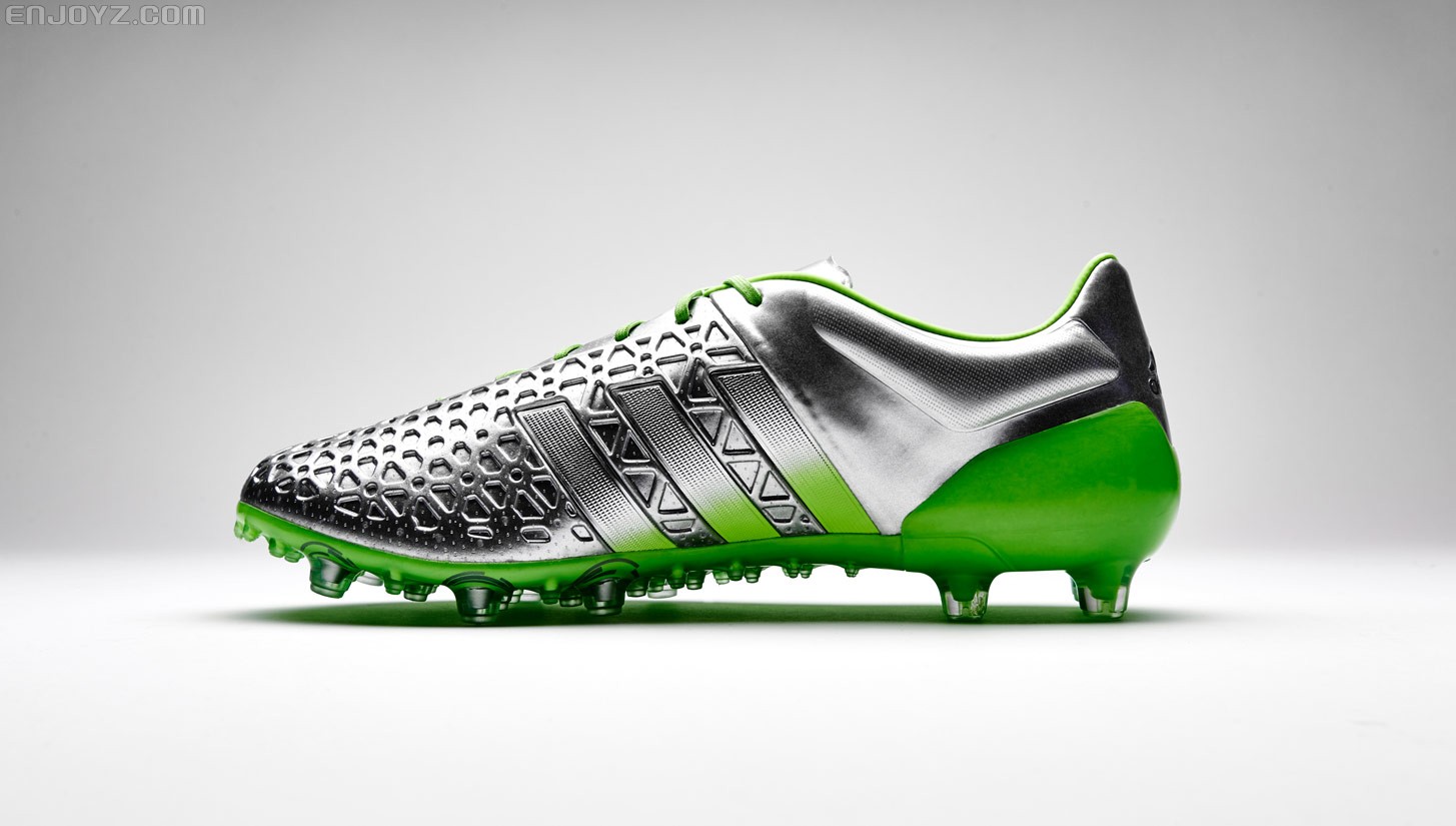 阿迪達(dá)斯最新足球鞋選購指南，全方位解讀與推薦