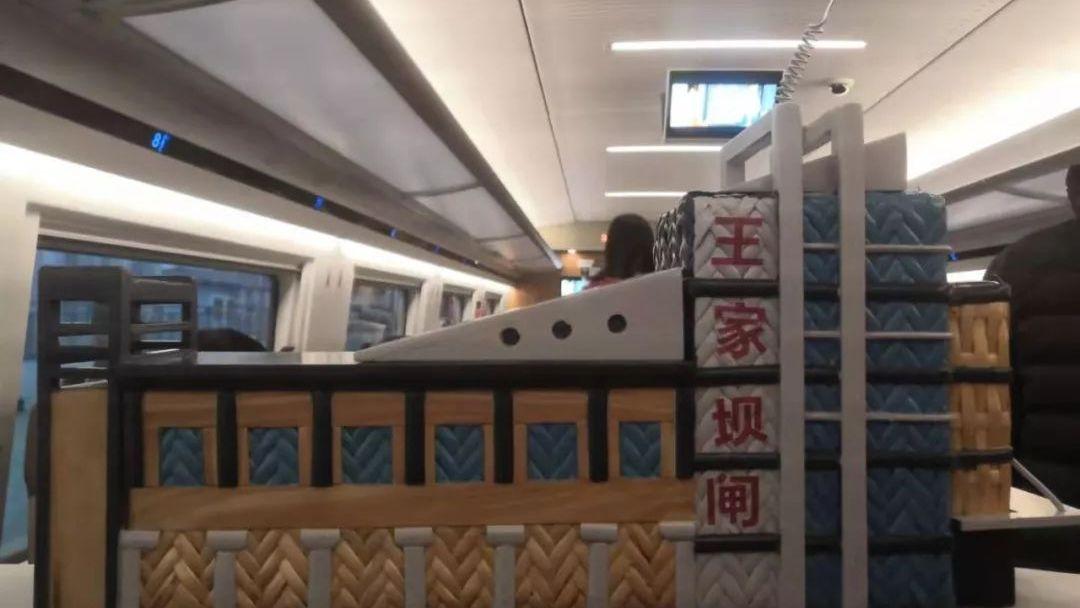 阜陽(yáng)西站最新動(dòng)態(tài)，故事與溫馨的瞬間