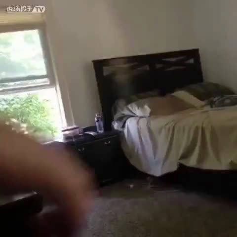 引領潮流的高科技視頻體驗產(chǎn)品介紹，晚上觸碰最新科技前沿視頻