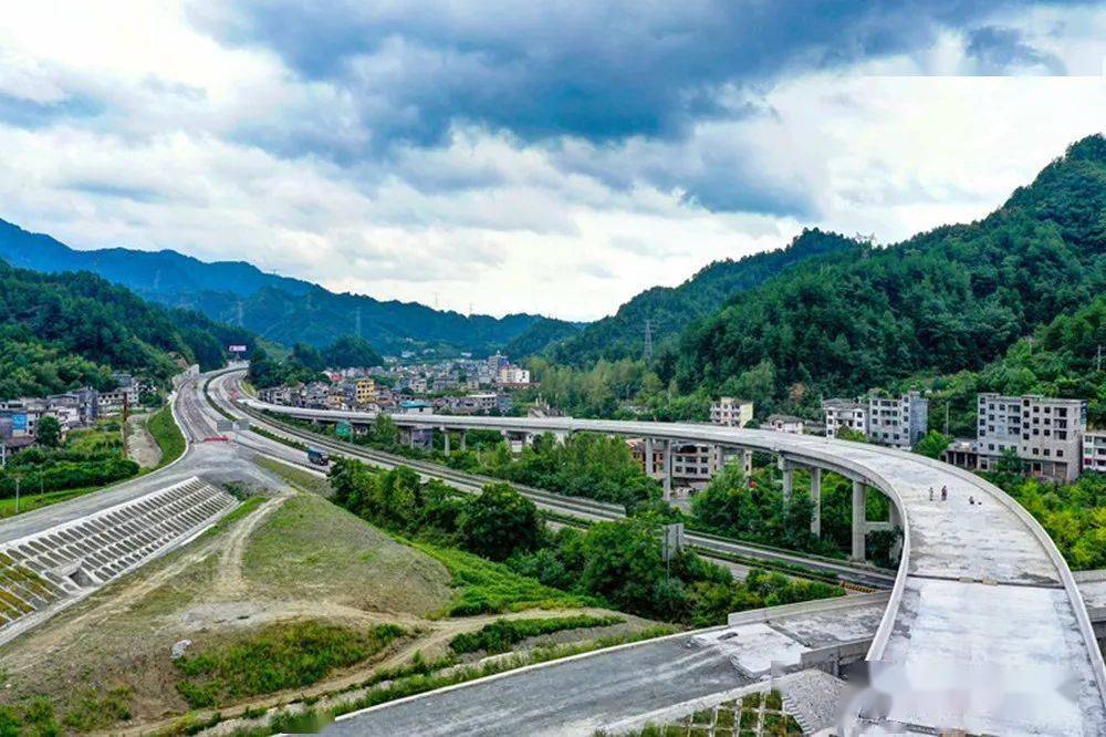 石黔高速最新消息詳解，建設(shè)進(jìn)展與步驟指南