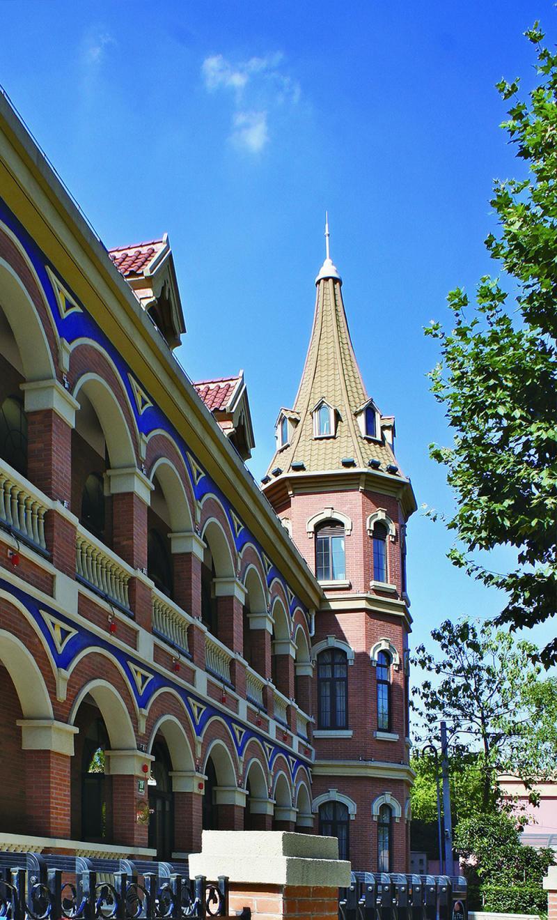 成長城堡最新中文版，探索成長魔法，體驗(yàn)全新世界！