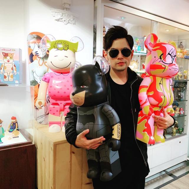 周杰倫女兒小周周最新照片曝光，日常溫馨趣事