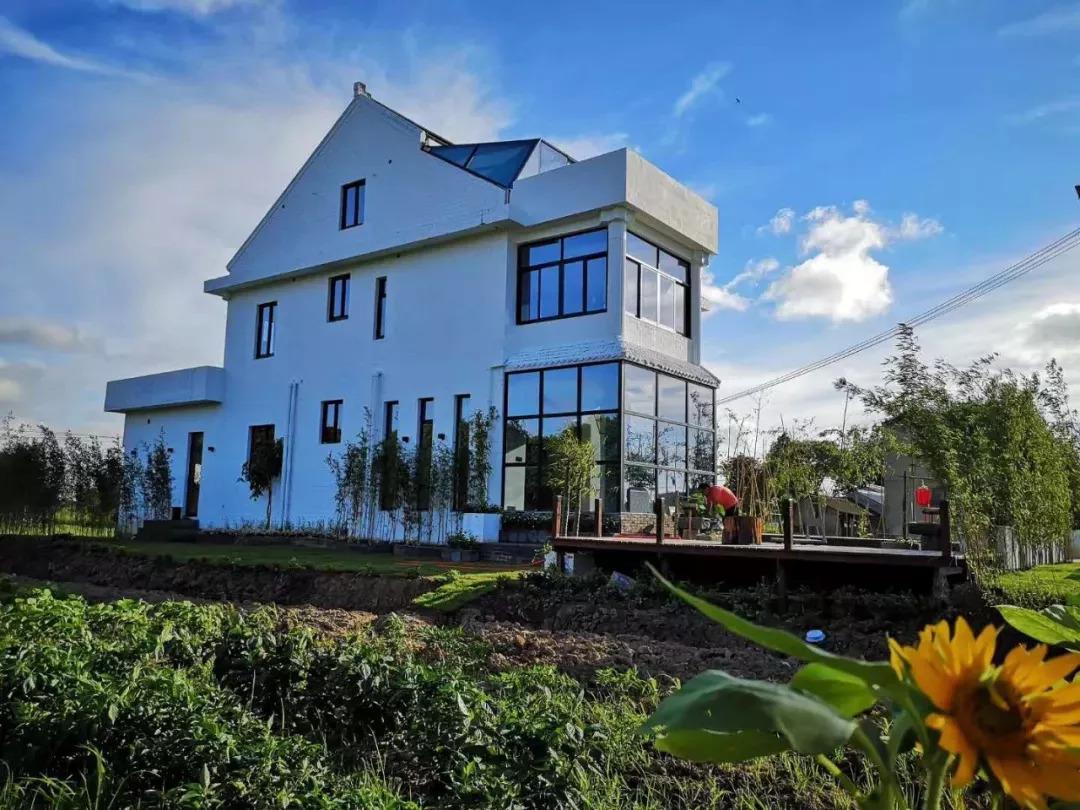 國家民宿最新政策引領(lǐng)科技住宿體驗(yàn)革新