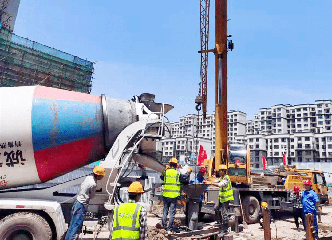 重慶冷鐓工最新招工信息，小巷深處的職業(yè)機遇