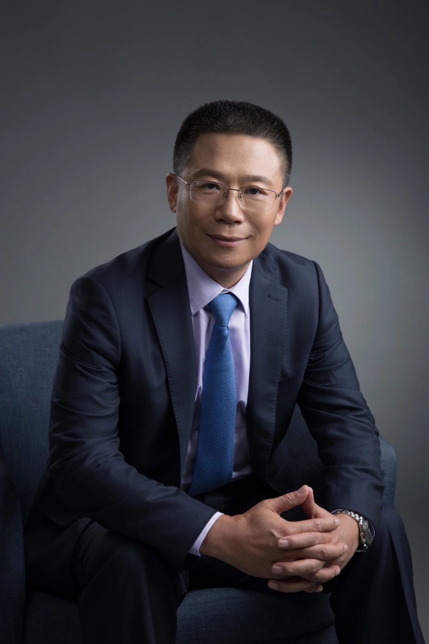 君康人壽最新董事長背景、成就與時代地位揭秘。