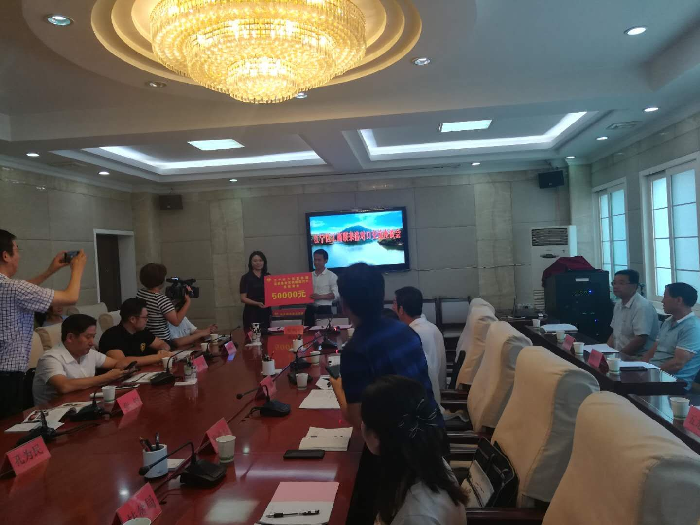 洛南隆發(fā)公司科技新品亮相，引領(lǐng)未來生活新潮流的震撼新聞