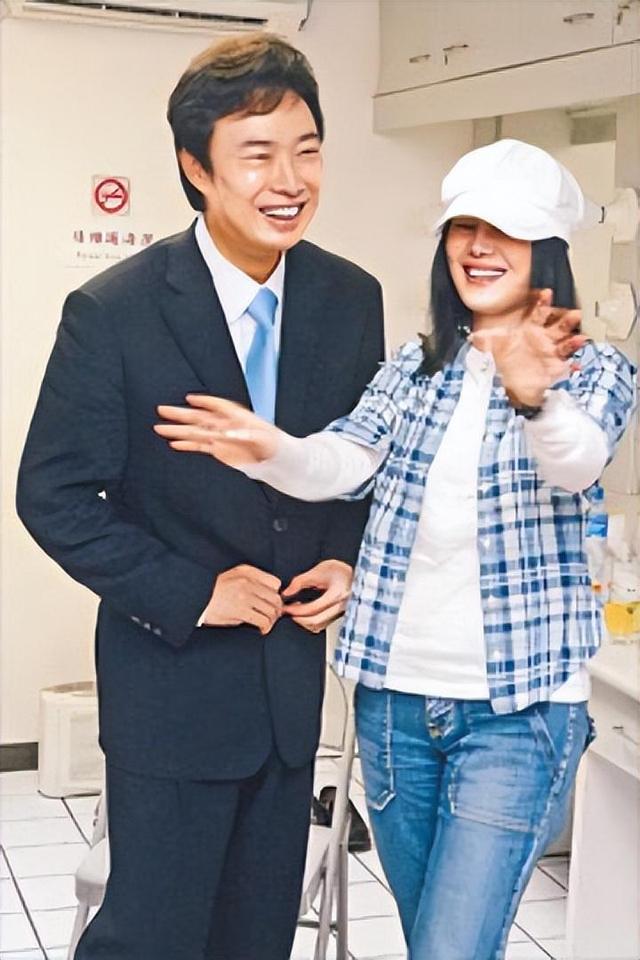 費玉清與江蕙最新消息引發(fā)熱議熱議焦點揭秘！