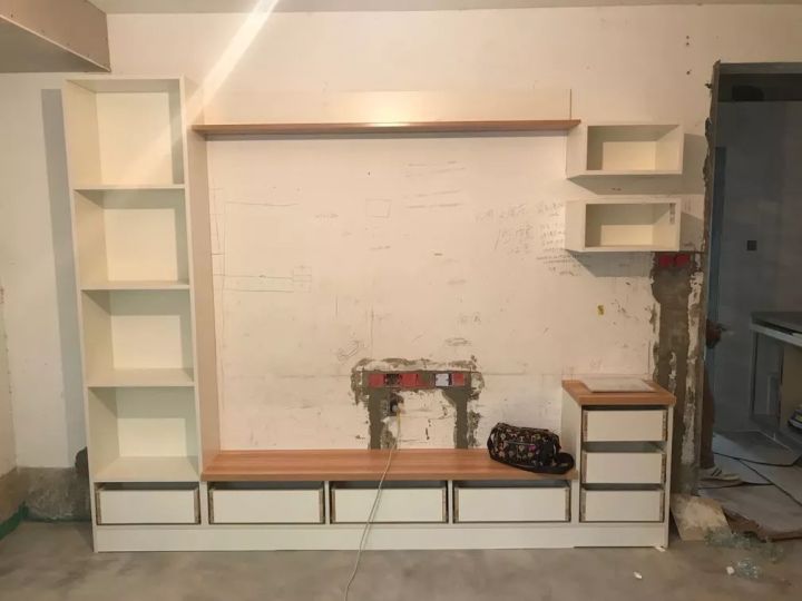 木工匠心獨運，最新電視柜誕生及其影響